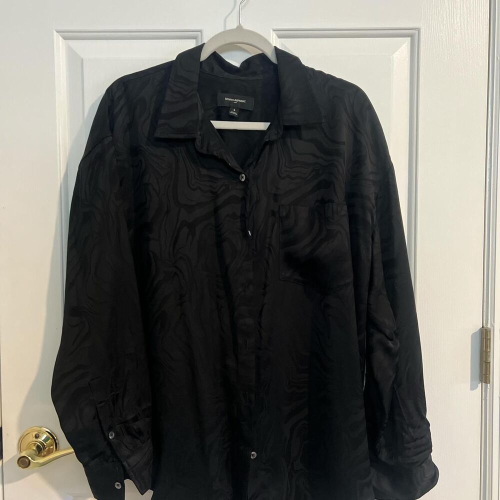 Banana Republic Women's Black Shirt